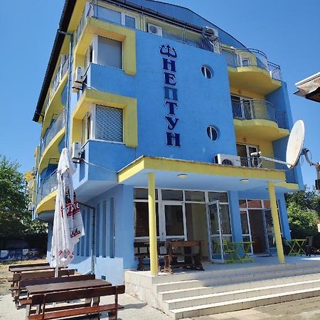 Family Hotel Neptun - Лозенець Екстер'єр фото