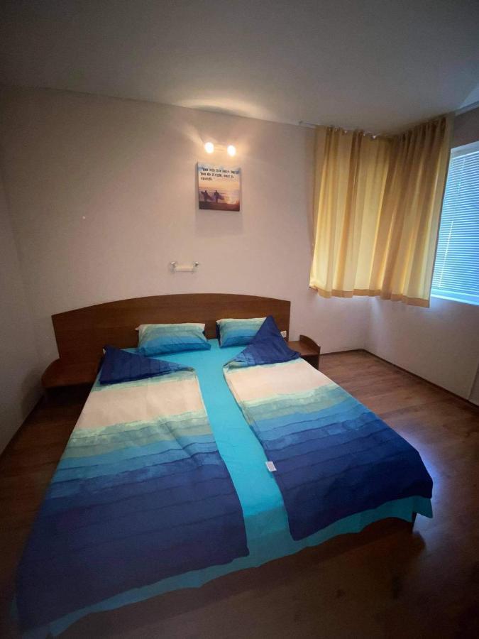 Family Hotel Neptun - Лозенець Екстер'єр фото