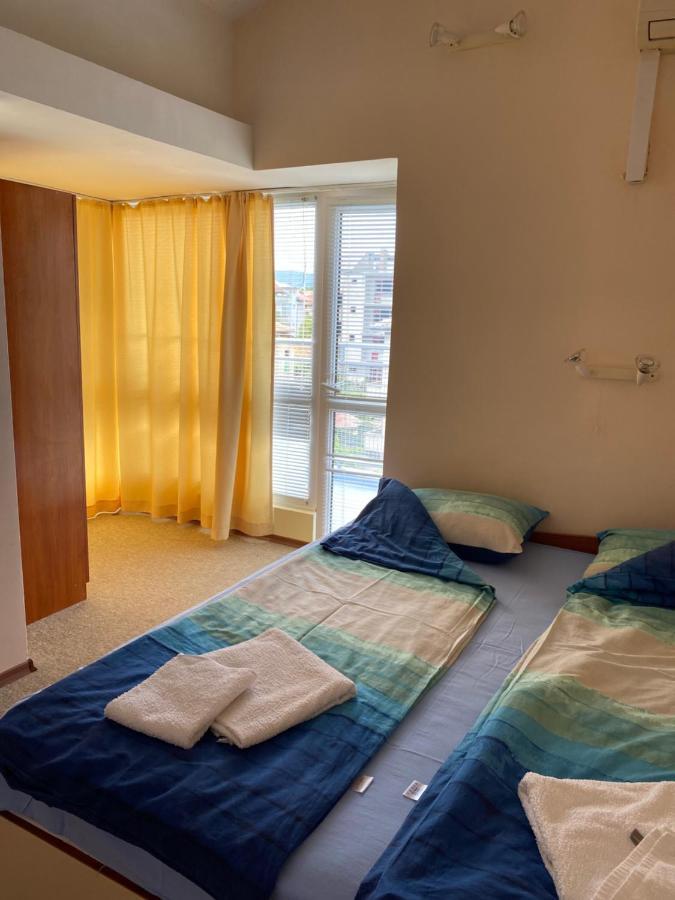 Family Hotel Neptun - Лозенець Екстер'єр фото