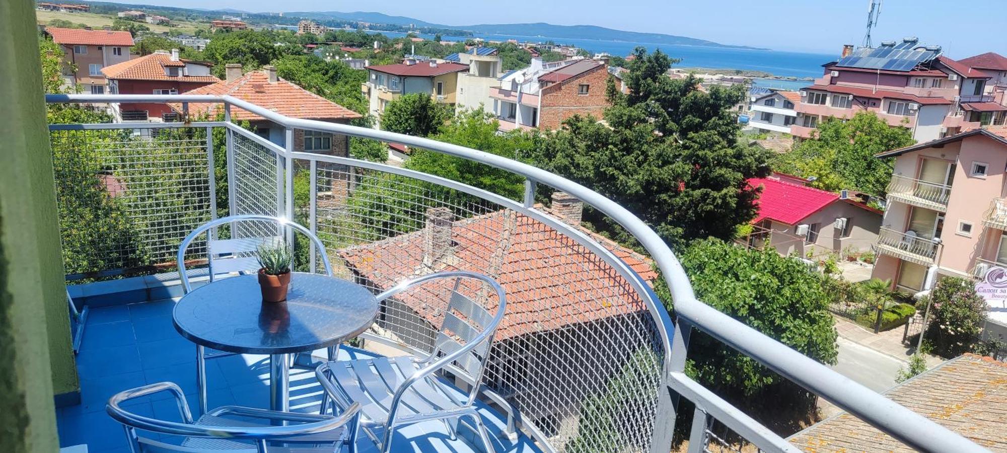 Family Hotel Neptun - Лозенець Екстер'єр фото
