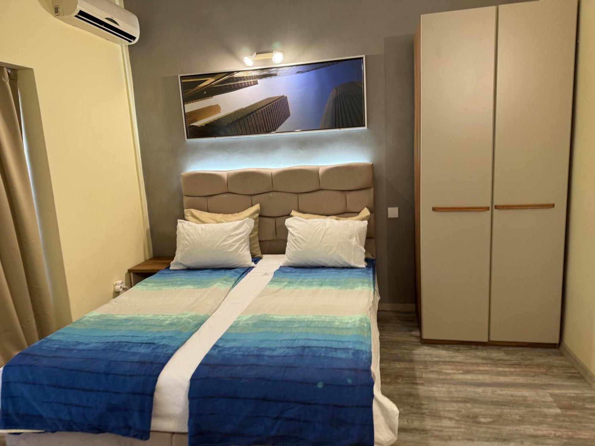 Family Hotel Neptun - Лозенець Екстер'єр фото
